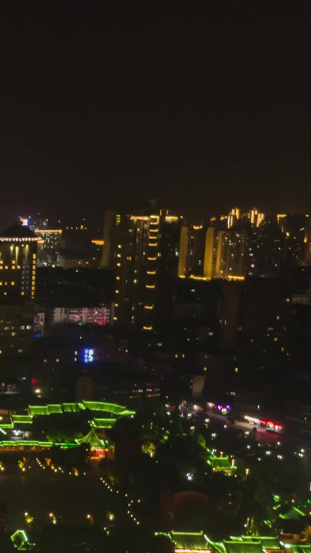 航拍江西滕王阁景区夜景移动延时摄影视频的预览图