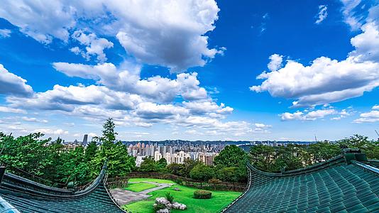 8k重庆夏季蓝天白云好天气城市全景延时视频的预览图