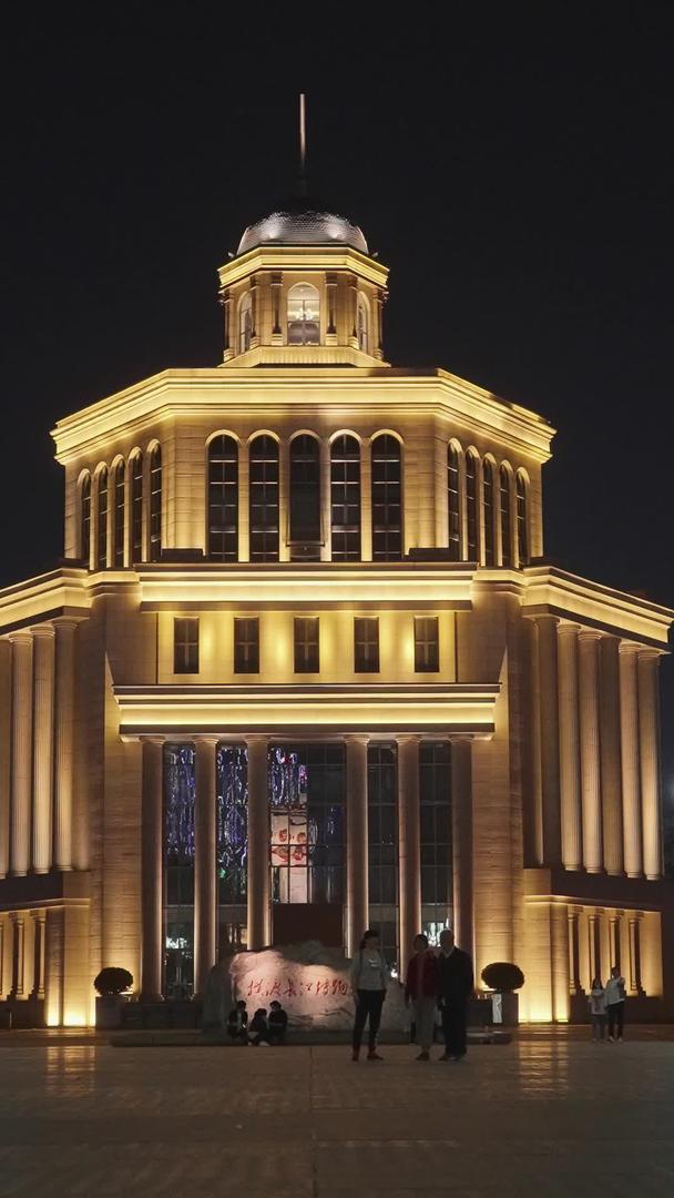 武汉地标历史博物馆建筑夜景街景人流素材视频的预览图