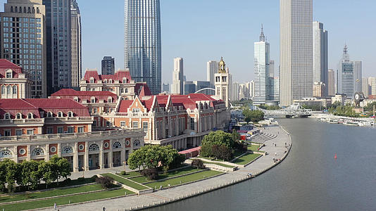 天津城市风光市中心摩天大楼航拍4K视频视频的预览图