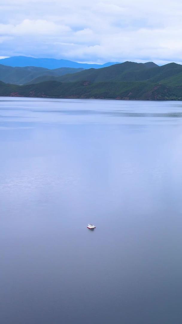 湖心小岛世外桃源航拍视频的预览图
