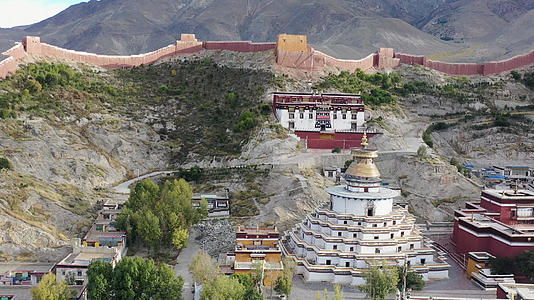 西藏日喀则江孜白居寺古建筑航拍视频的预览图