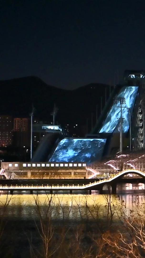 北京首钢厂灯光节活动视频的预览图