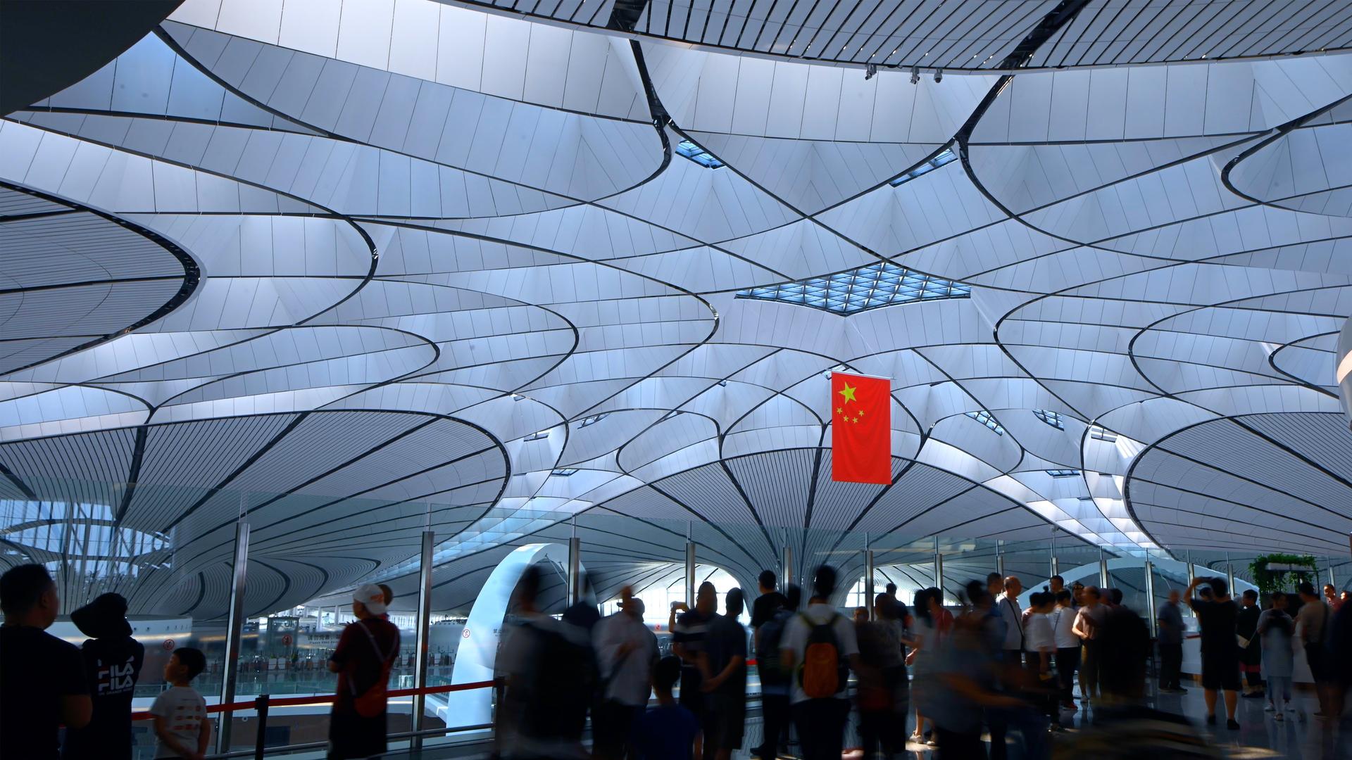 北京大兴国际机内景4K延时视频视频的预览图