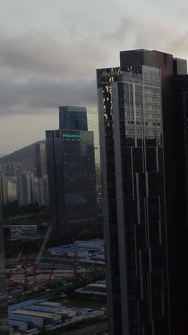 深圳南山后海建筑群航拍视频的预览图
