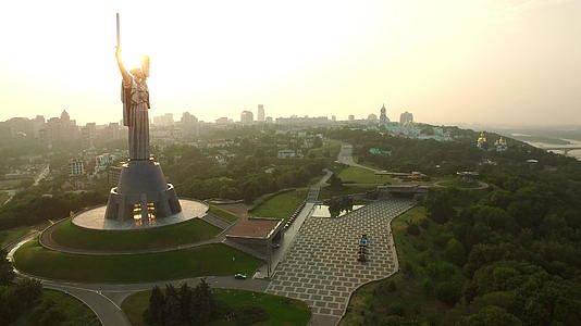 基辅城市航拍视频的预览图