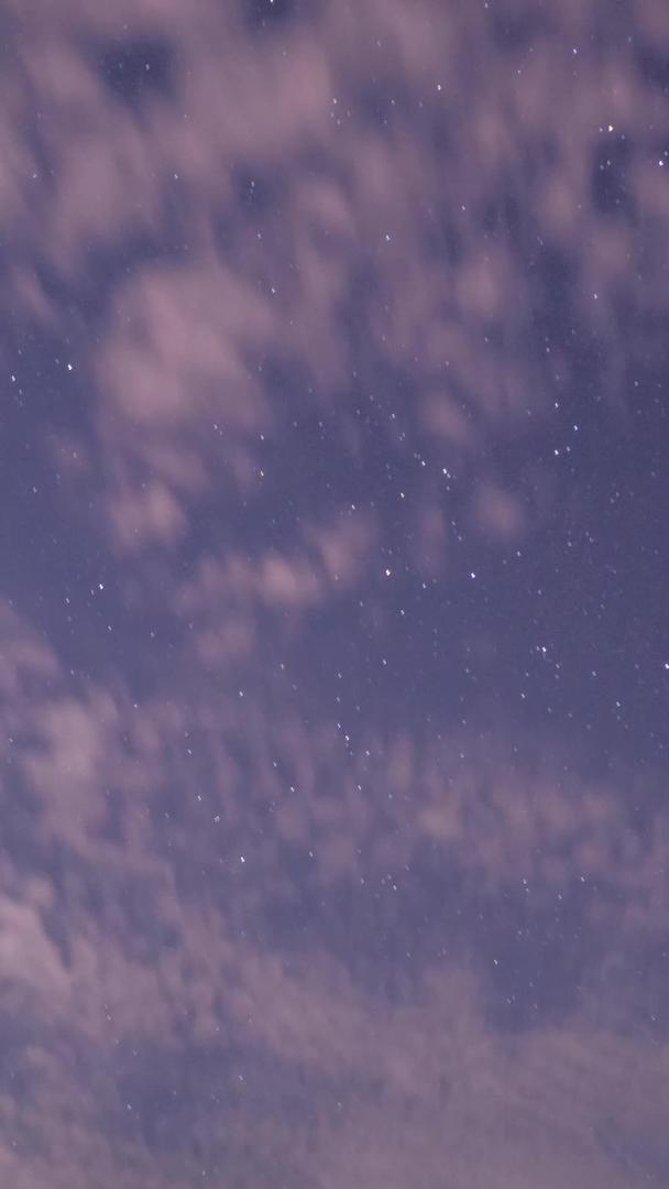 夜景云层星空流星视频的预览图