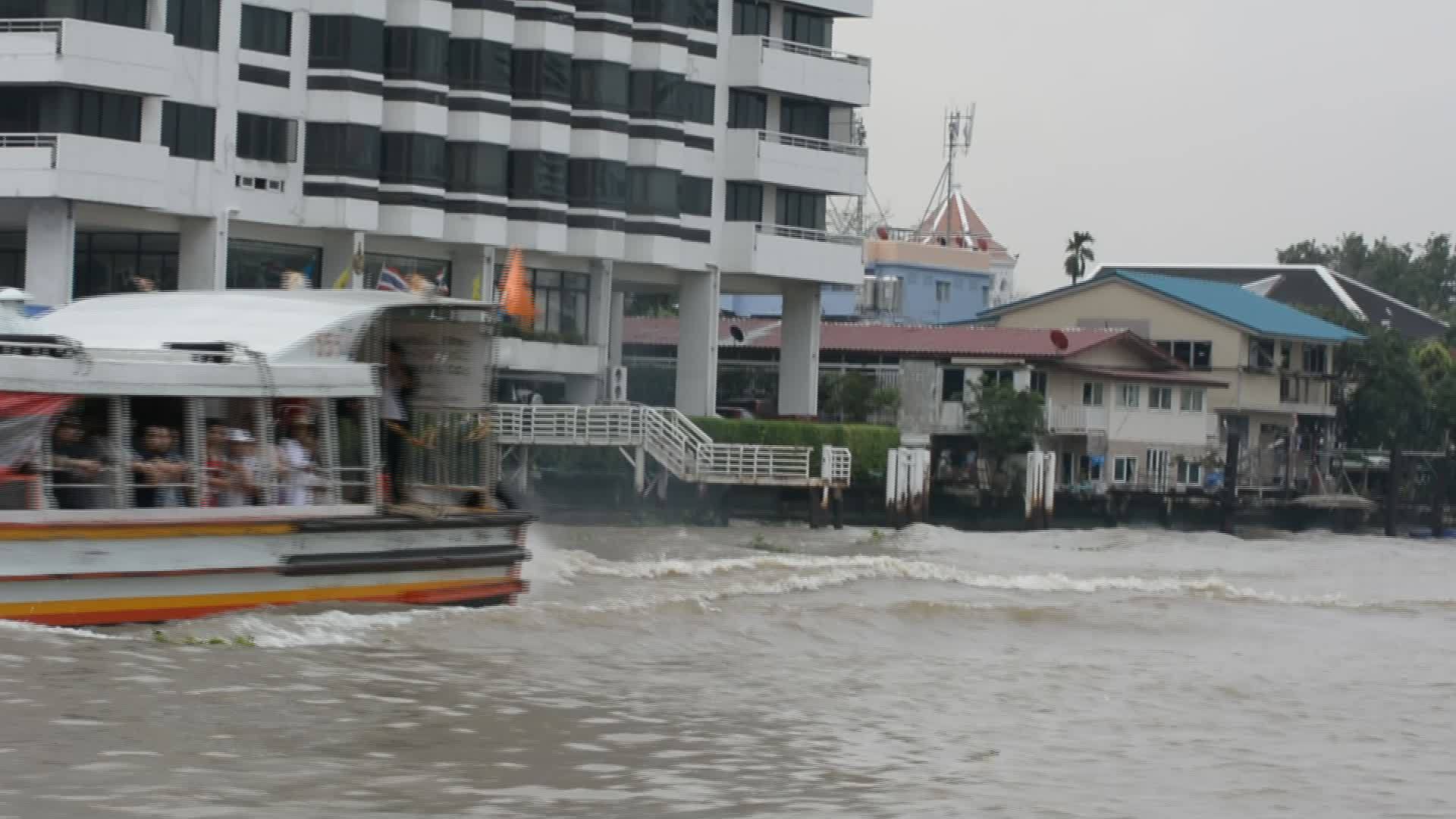 湄南河客船视频的预览图