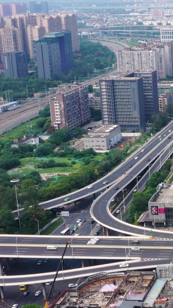 成都南站跨线桥立交桥航拍素材视频的预览图