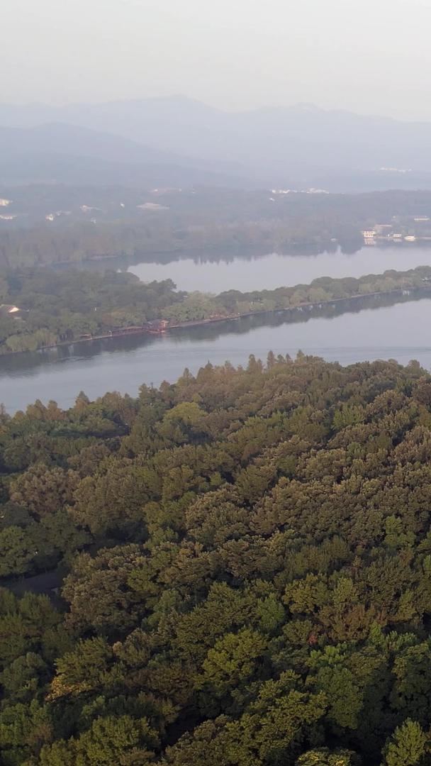 杭州西湖雷峰塔航拍视频的预览图