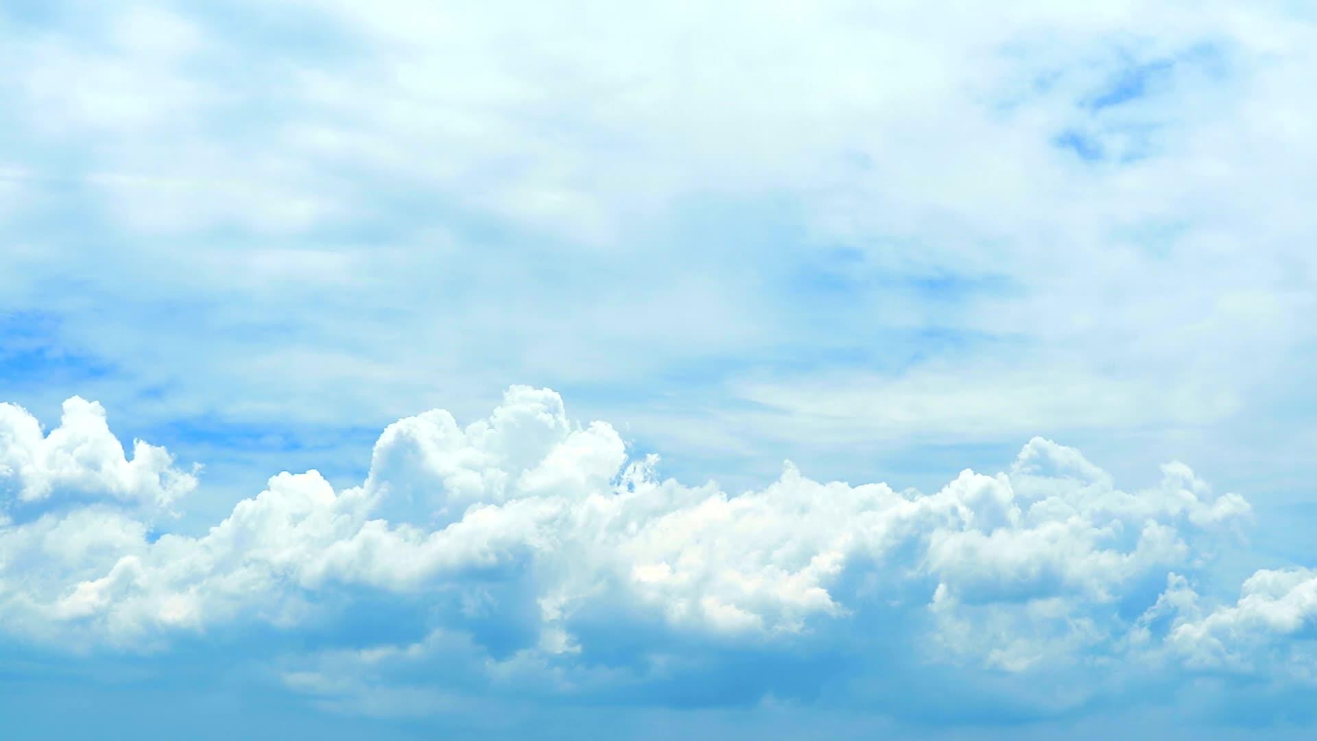 蓝天蓝天白云下的云延时视频视频的预览图