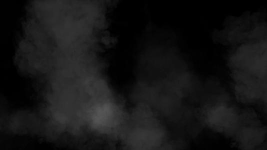 灰色烟雾在黑色背景下移动视频的预览图