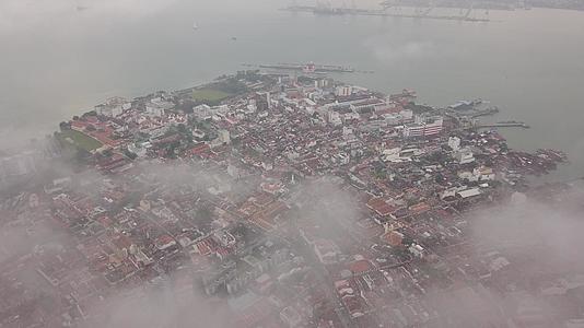 空中观察城市地段视频的预览图