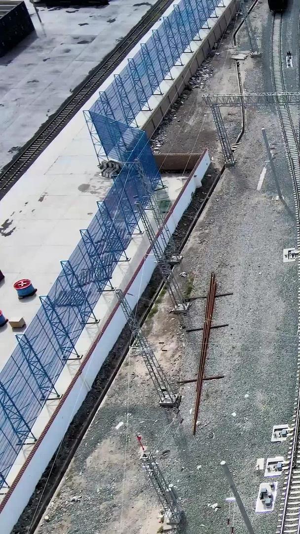 大西北火车站物流车厢物流发展航拍视频的预览图