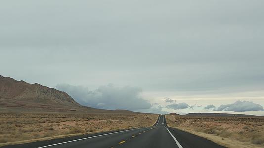 从犹他州乘车前往美国亚利桑那州大峡谷号公路视频的预览图