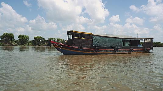 湄公河游船传统渡轮视频的预览图