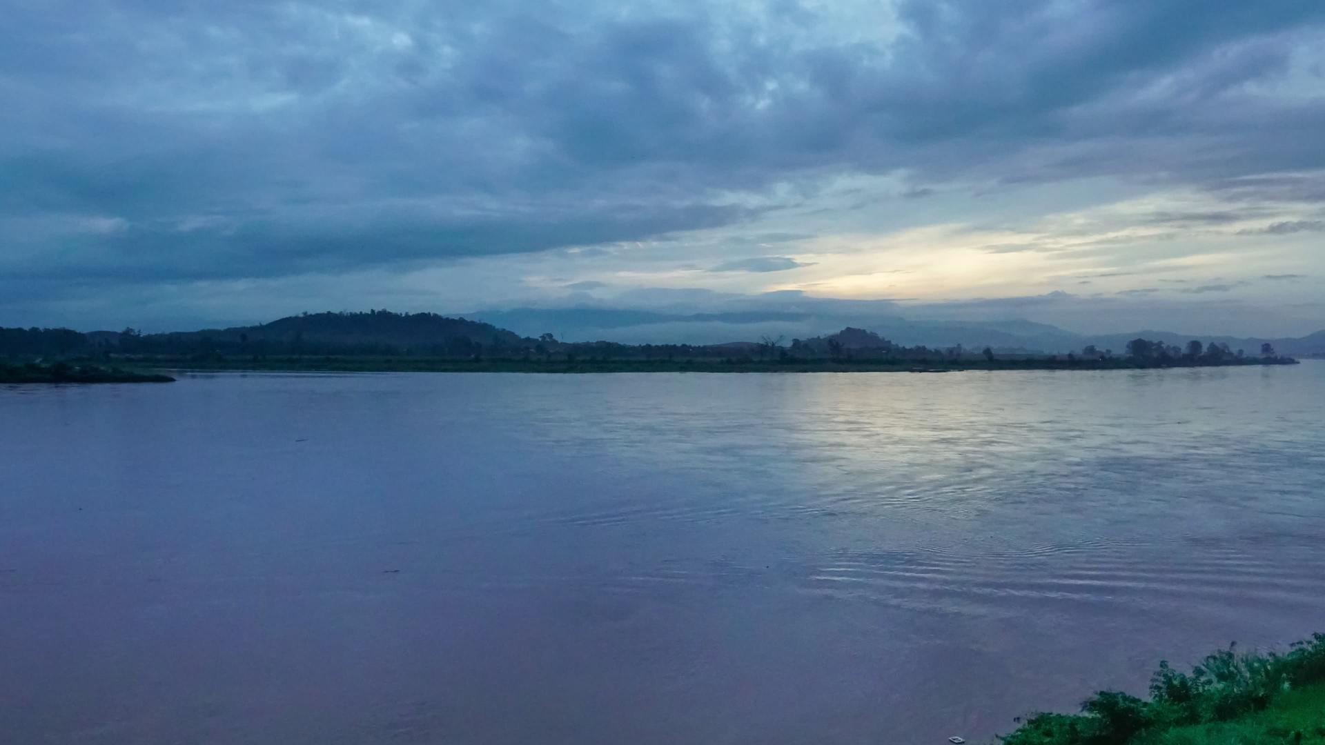 湄公河流域位于泰国吉昂山区拉乌斯边境视频的预览图