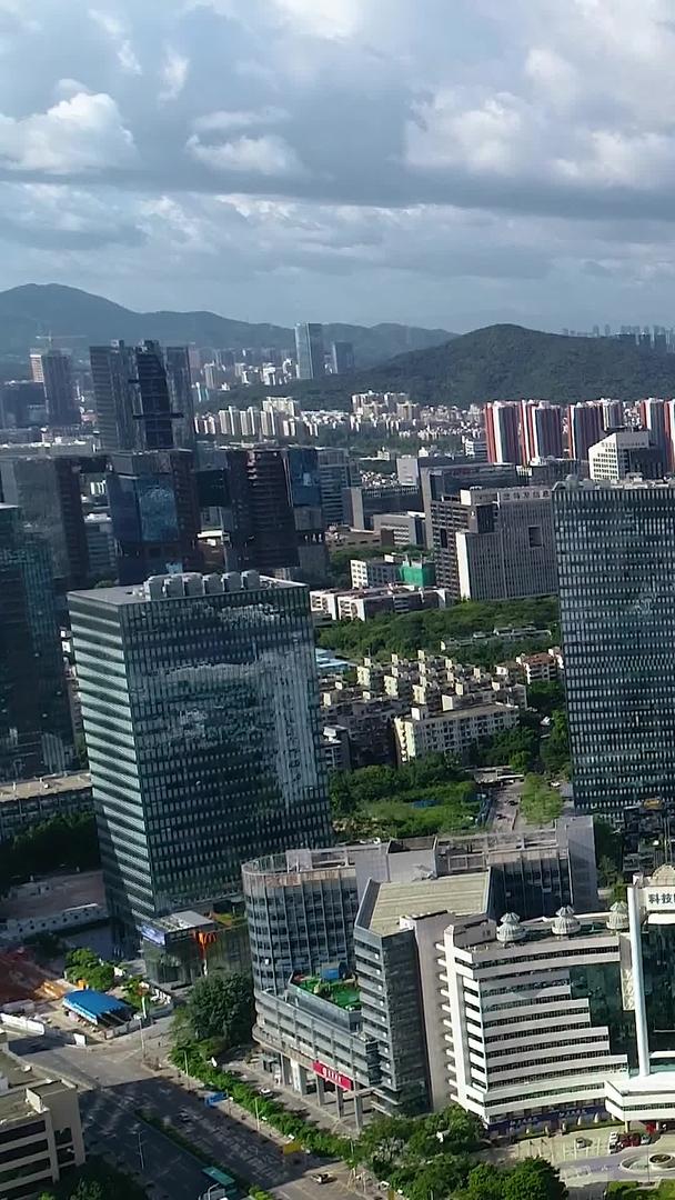深圳南山科技园高清航拍工业园区视频的预览图