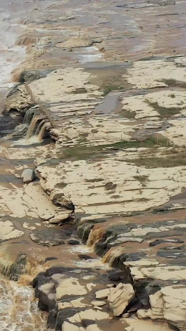 黄河壶口瀑布壮观风光视频的预览图