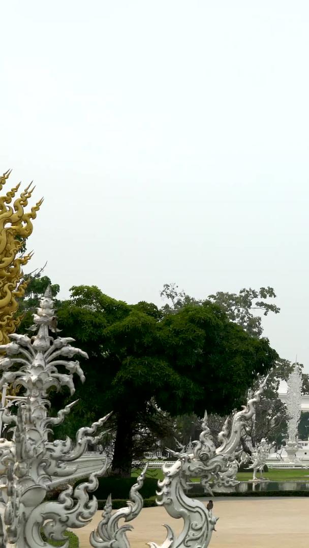 泰国清莱地标白庙实拍集合视频的预览图