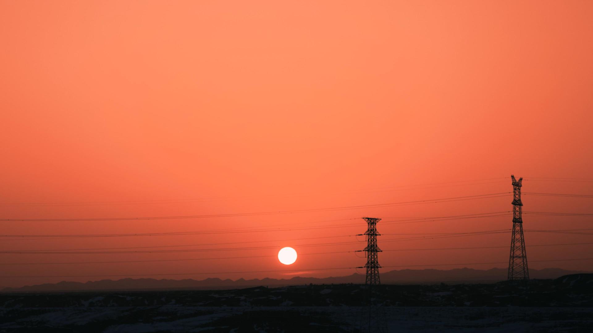 新疆夕阳日落视频的预览图