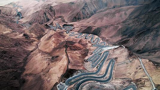 盘龙古道新疆喀什塔县帕米尔高原视频的预览图