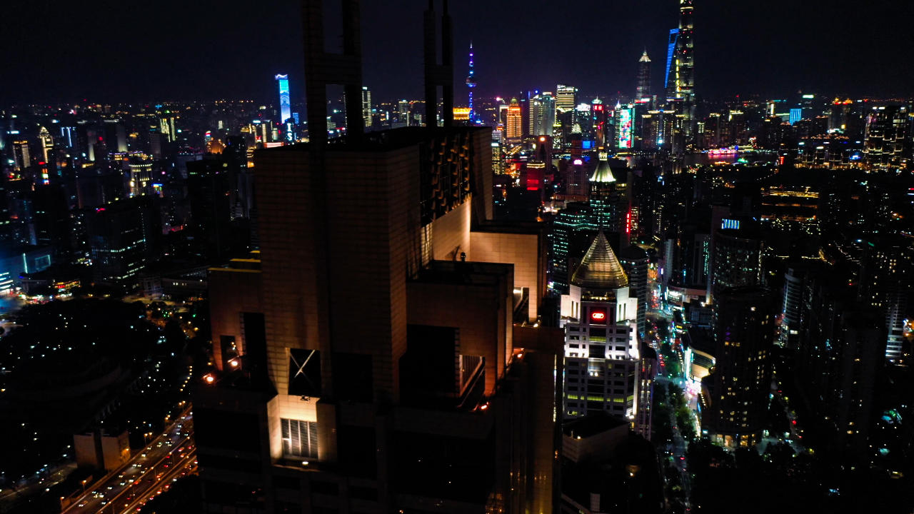 4K航拍上海K11大厦视频的预览图
