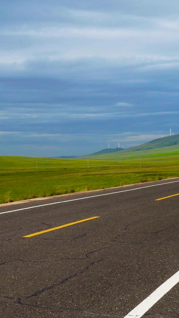 呼伦贝尔草原国道公路风景视频的预览图