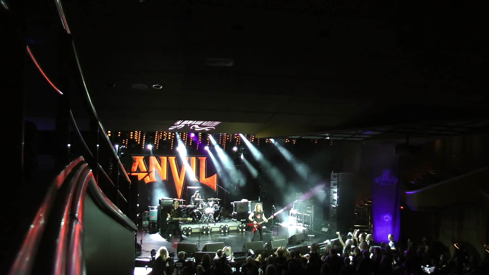 铁金属音乐团队视频的预览图