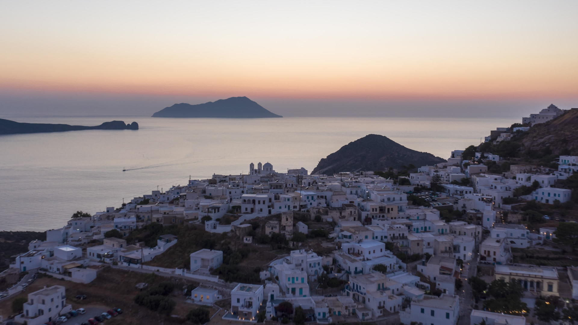 希腊群岛日落希腊海岛希腊村庄村时间间隔日落超失效超失效爱琴海群岛爱琴海日落视频的预览图