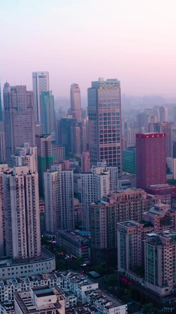 南京新街口金融中心航拍全景视频的预览图