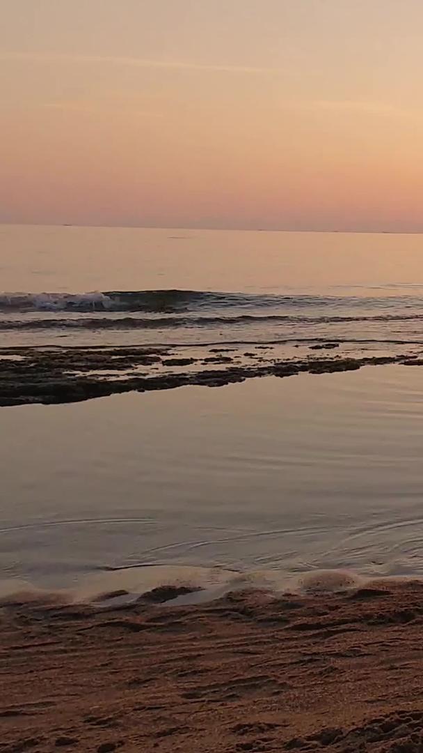高清延迟的海边日落视频的预览图
