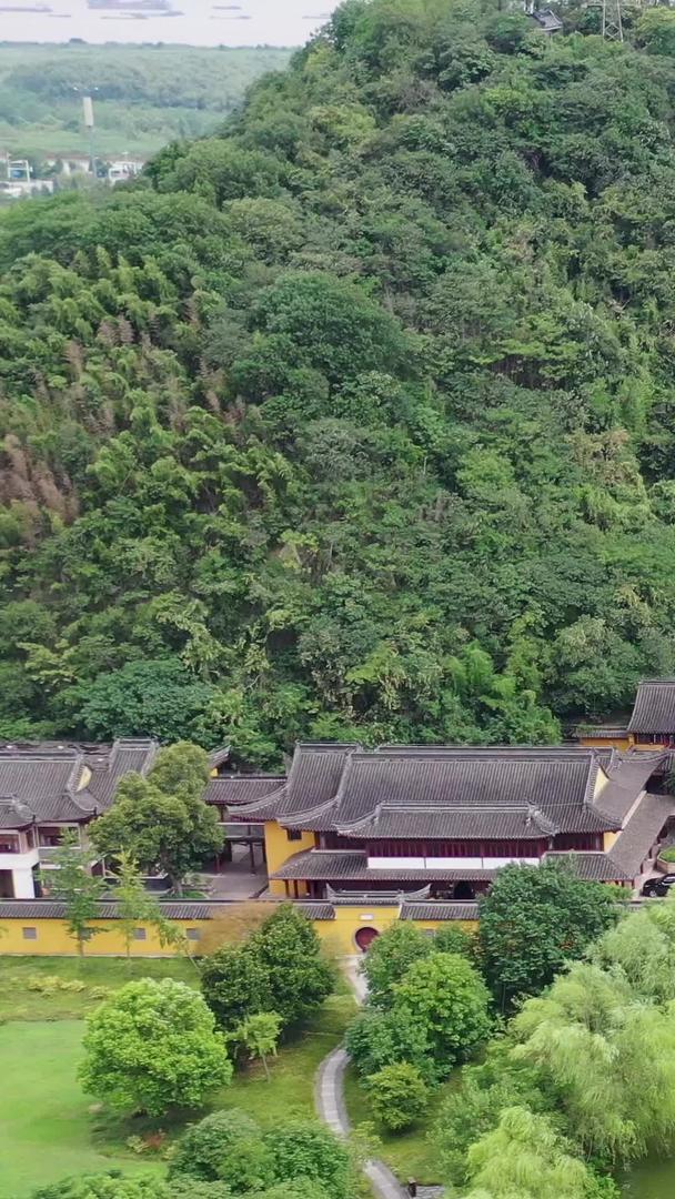 江苏省焦山定慧寺古建筑视频的预览图