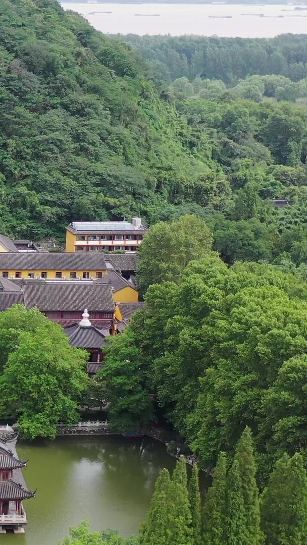 江苏省焦山定慧寺古建筑视频的预览图