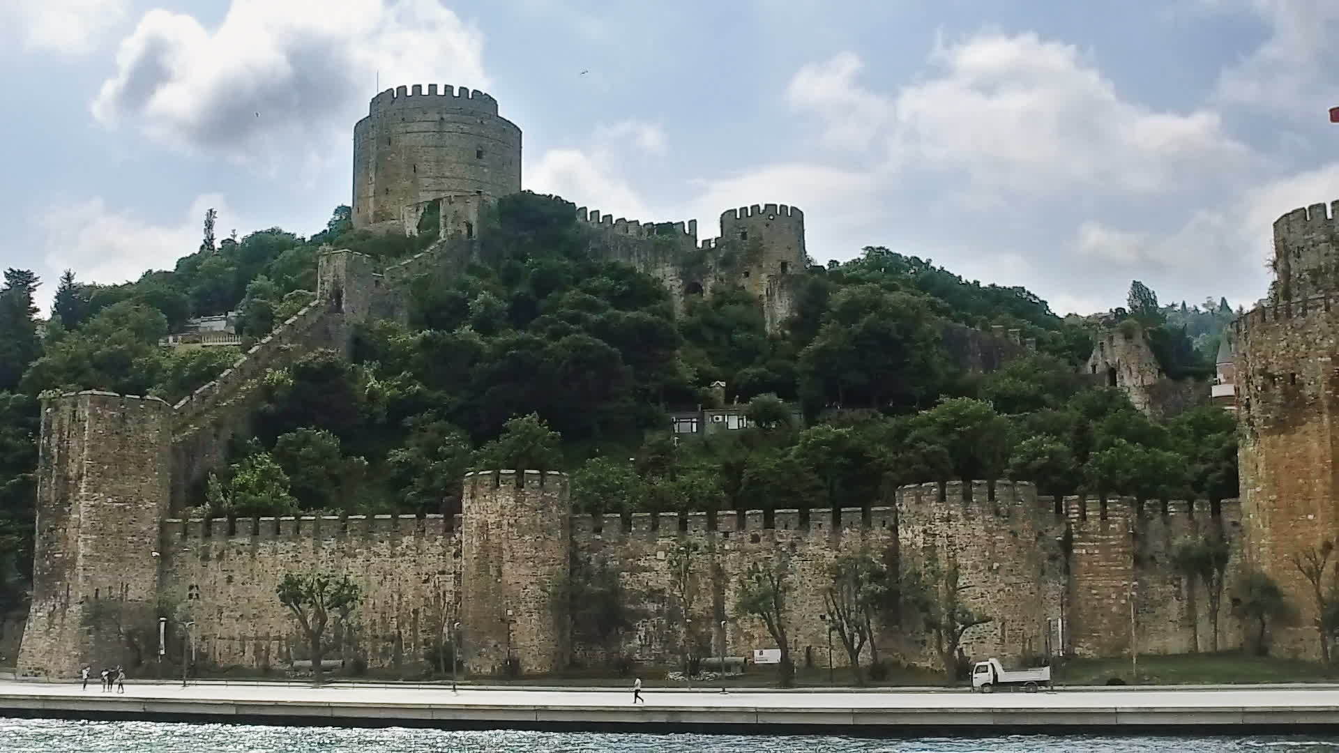 土耳其的标志性罗梅利堡垒视频的预览图