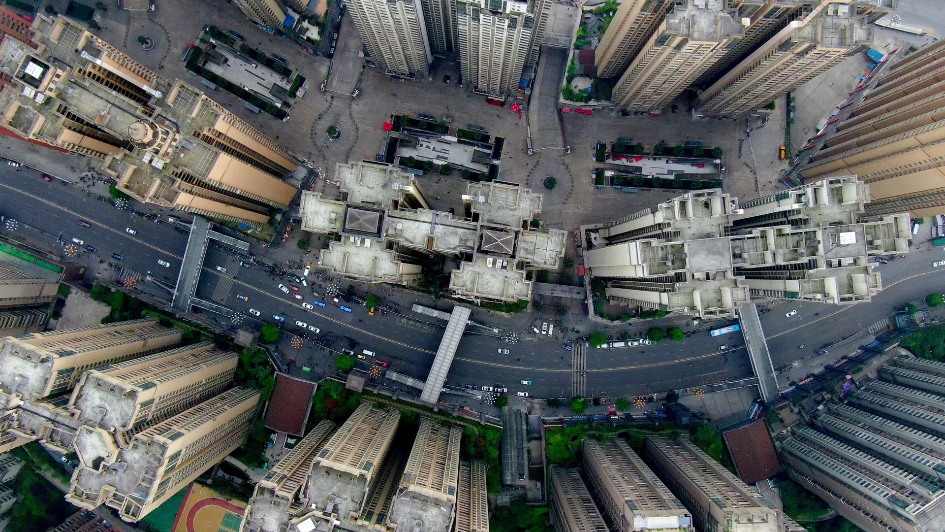 4K高空俯拍高楼建筑视频的预览图