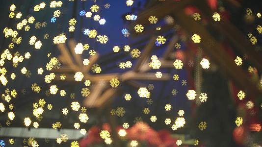 圣诞装饰以雪花布为基础以光线为主视频的预览图