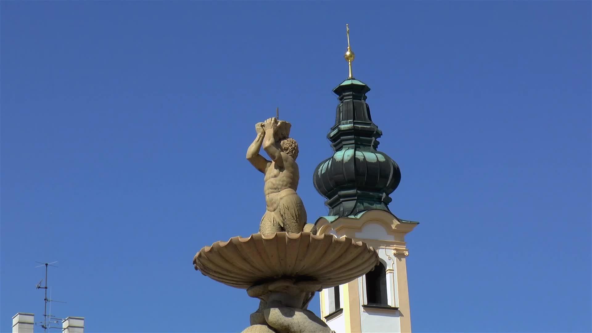 萨尔茨堡的喷泉和教堂视频的预览图