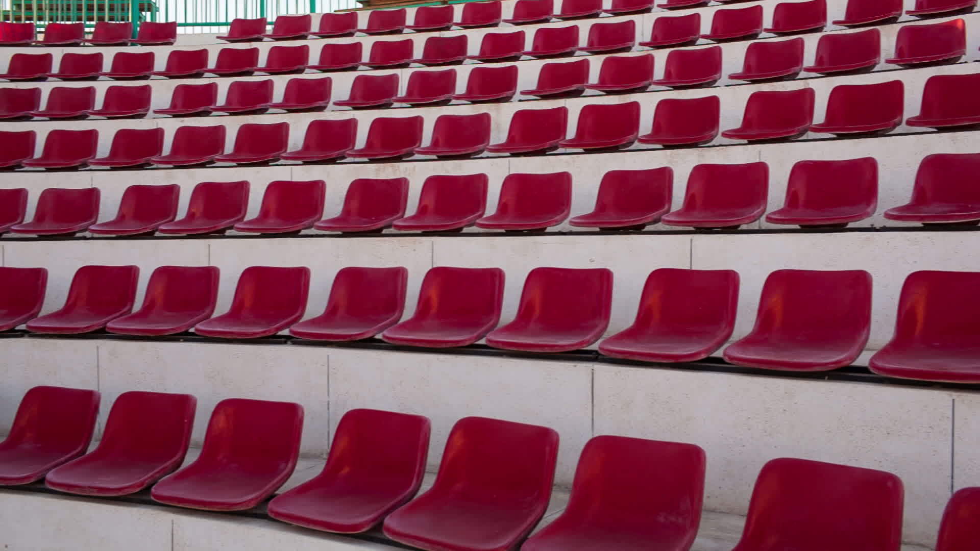 两栖剧院的空红席位视频的预览图