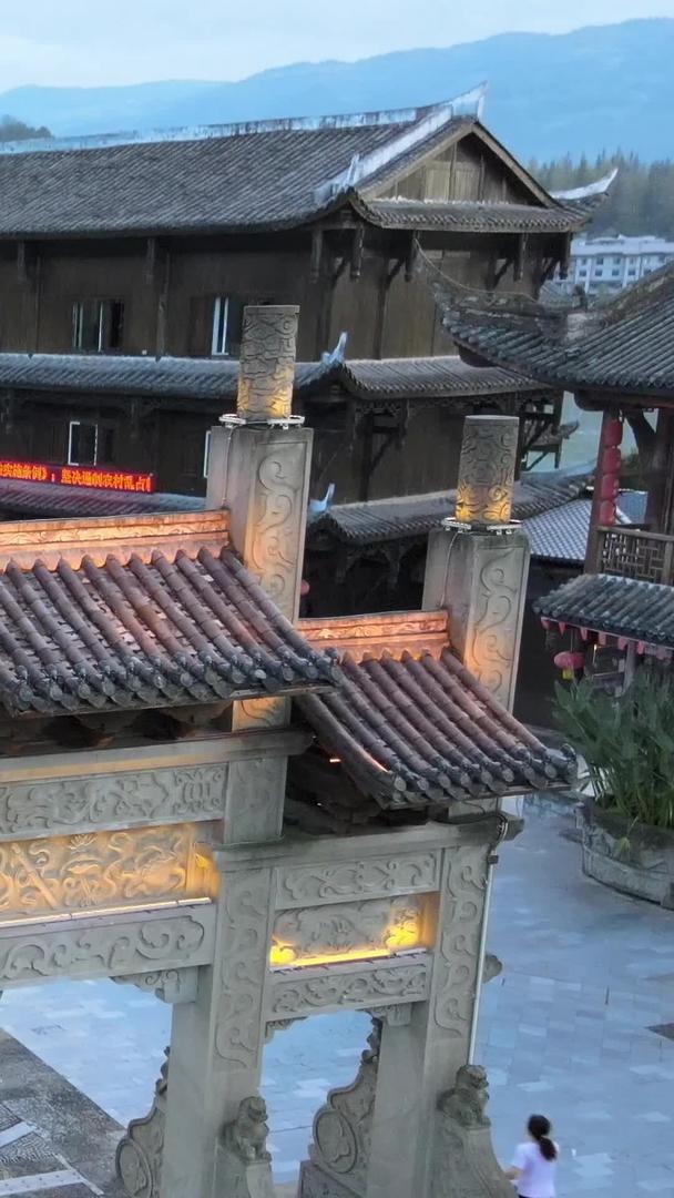 国家5A级景区历史文化名镇水古镇夜景视频的预览图