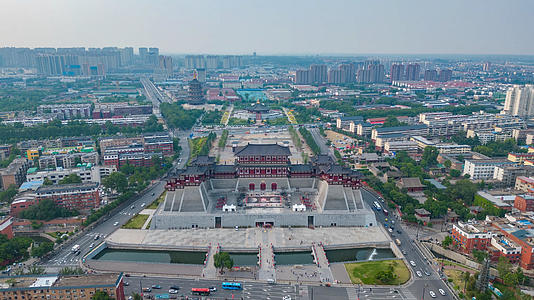 河南洛阳应天门地标建筑延时摄影4k航拍视频的预览图