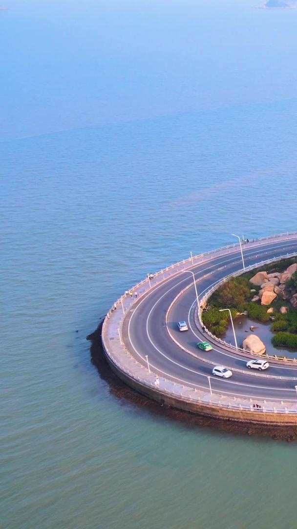 珠海情侣路网红湾珠海滨海公路交通航拍视频的预览图