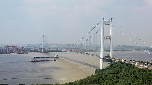 长江上的大桥江苏江阴大桥视频的预览图