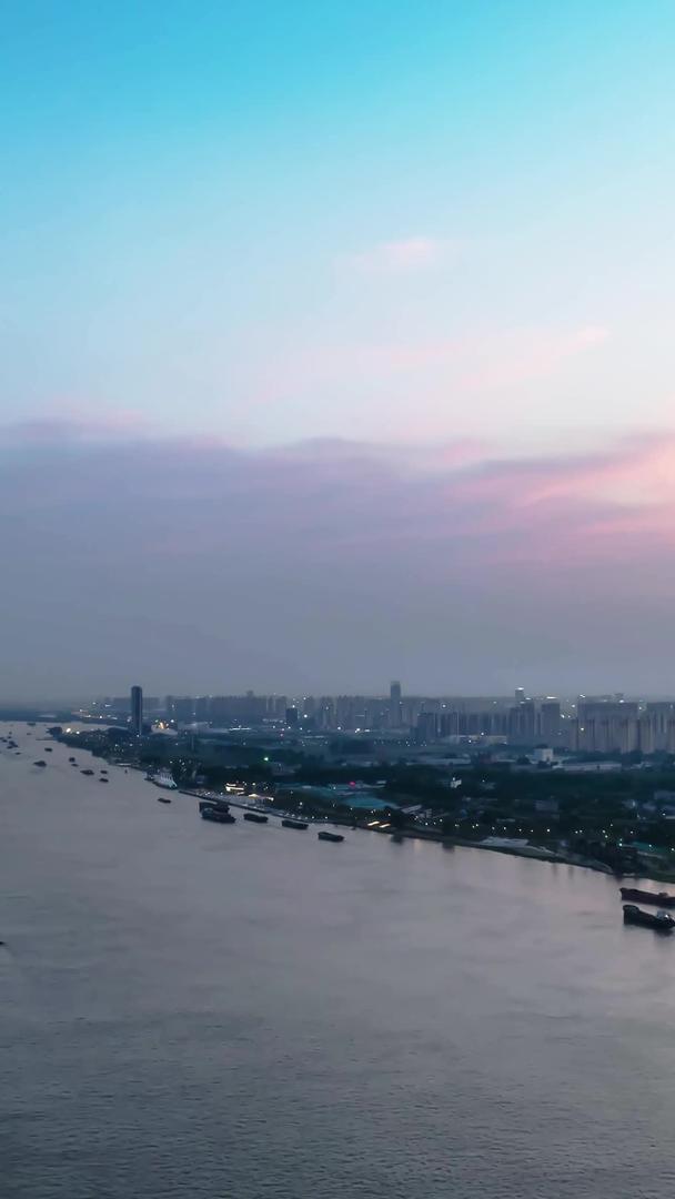 南京长江江北新区航拍延时摄影视频的预览图