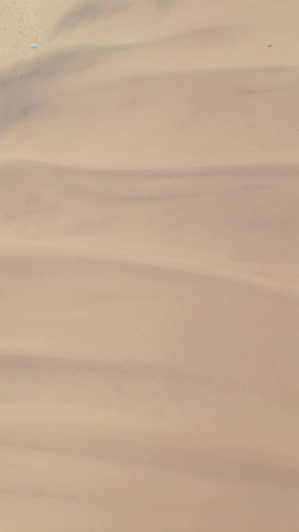 宝日陶勒盖盖巴丹吉林沙漠视频的预览图