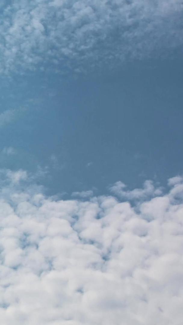 蓝天白云实拍素材视频的预览图