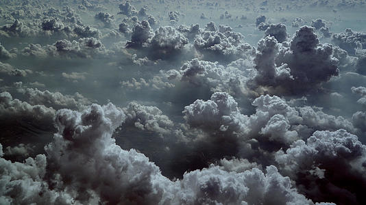4K航拍飞机窗外自然美棉花白云视频的预览图