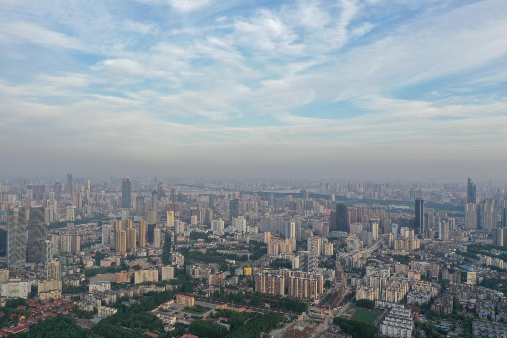 航拍武汉城市全景视频的预览图