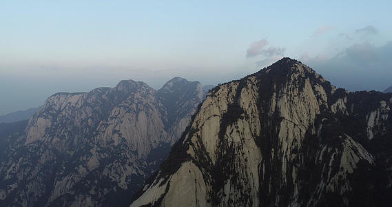4K西岳华山航拍原始素材视频的预览图
