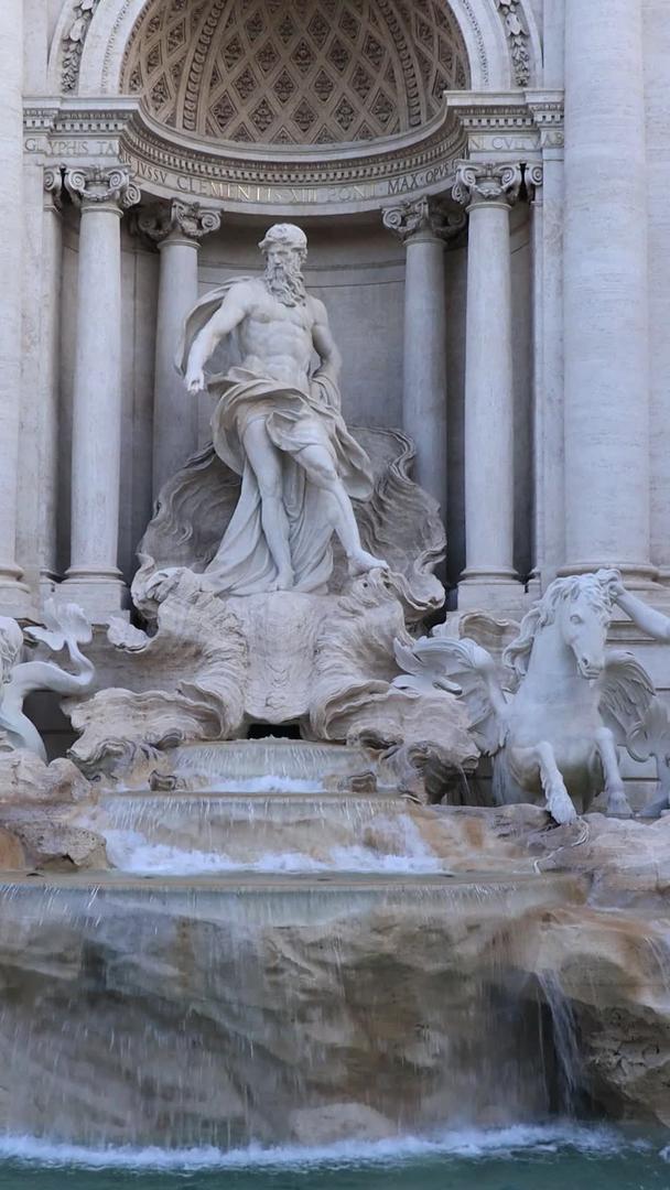 罗马著名景点许愿池特雷维喷泉实拍视频集合视频的预览图